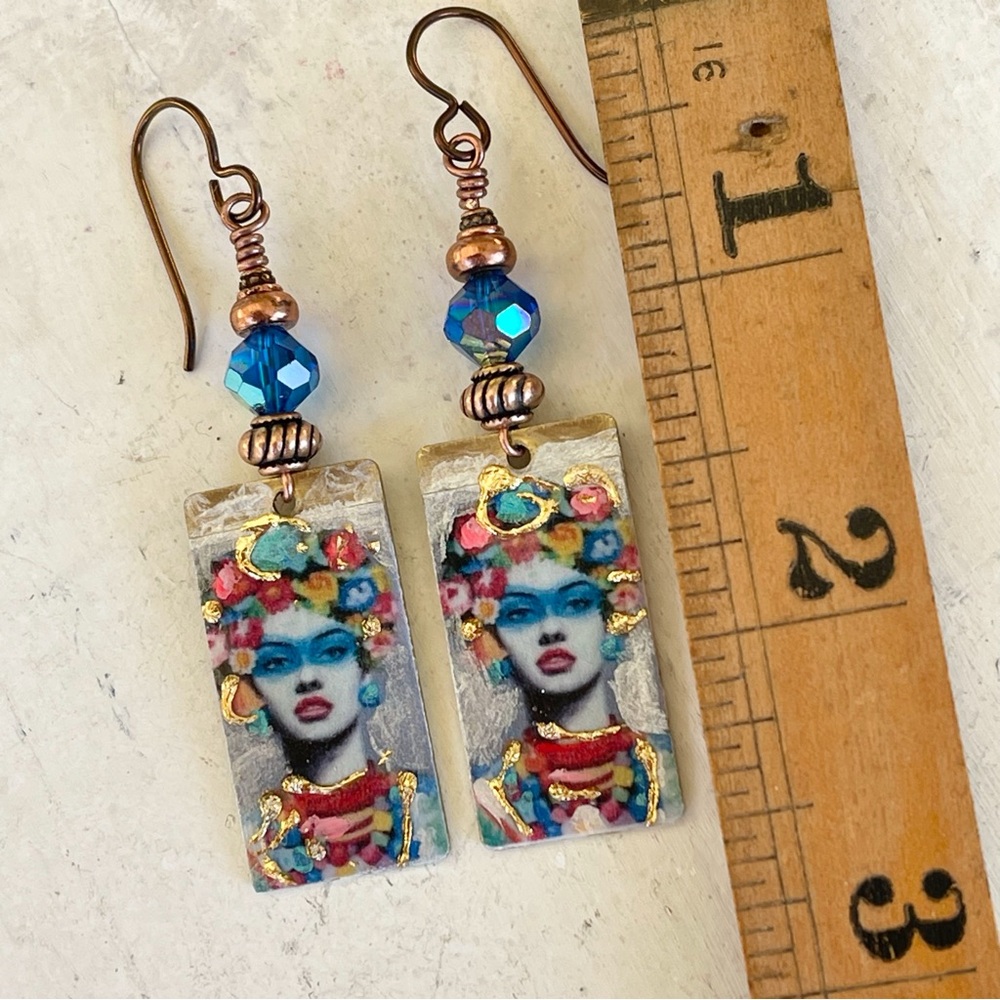 ARTISAN Earrings “Lady in Flowers”- Dangles - Picture 8 of 9